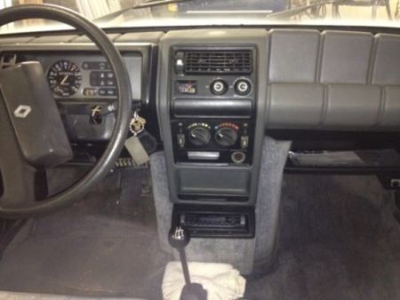 1983 Renault LeCar interior
