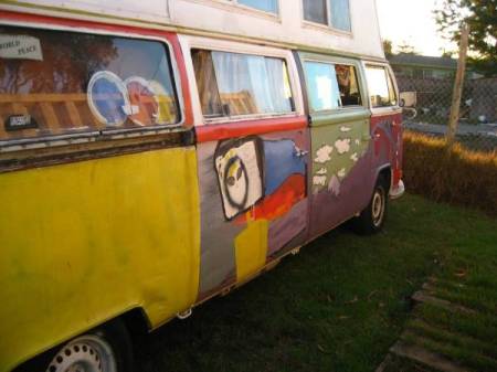 1972 VW Bus stretch right rear
