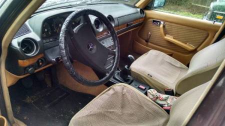1979 Mercedes 280E interior