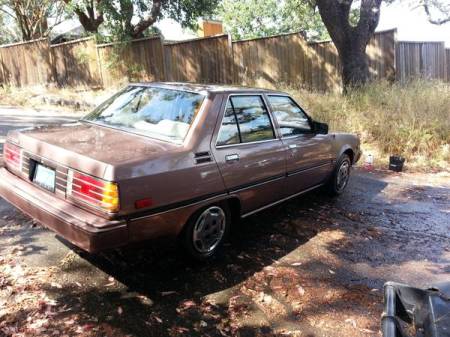 1985 Mitsubishi Tredia right rear