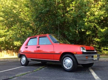 1982 Renault Le Car right front