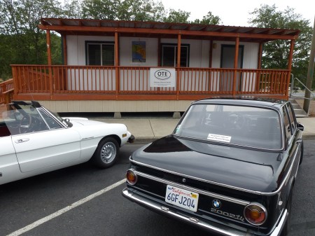 6 1977 Alfa Spider and 1972 BMW 2002tii in Oregon
