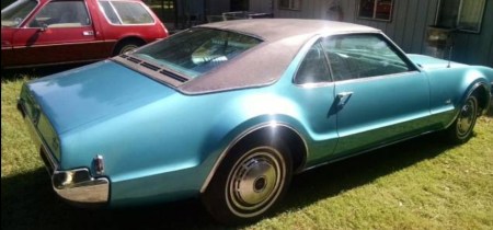 1968 Oldsmobile Toronado 2 right rear