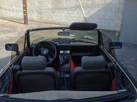 1987 Alfa Romeo Spider Quadrifoglio interior