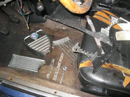 1977 Alfa Romeo Alfetta GT 2 interior