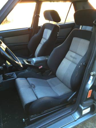 1988 Alfa Romeo Milano Verde interior