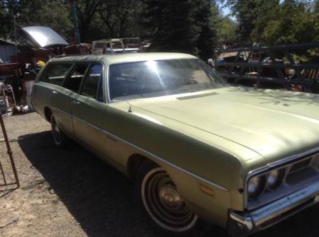 1969 Dodge Polara wagon right front