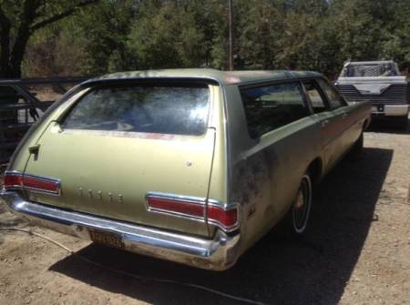 1969 Dodge Polara wagon right rear