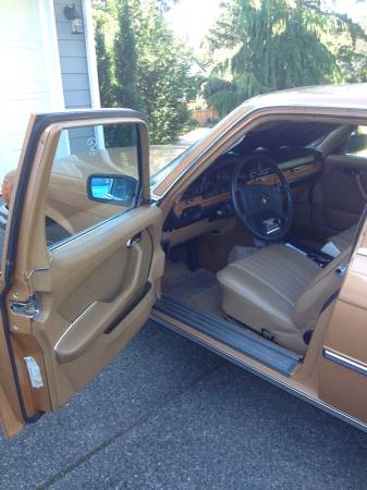 1973 Mercedes 450 SE interior front