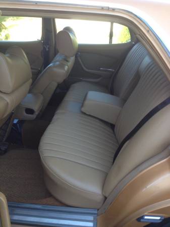 1973 Mercedes 450 SE interior rear