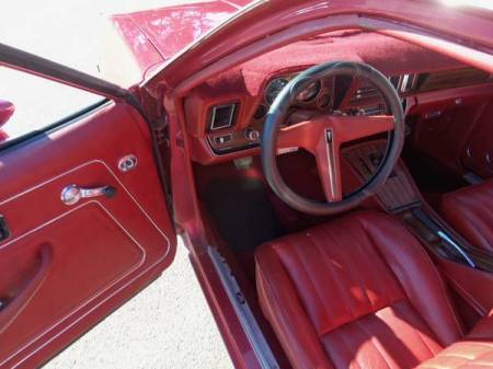 1976 Pontiac Sunbird interior