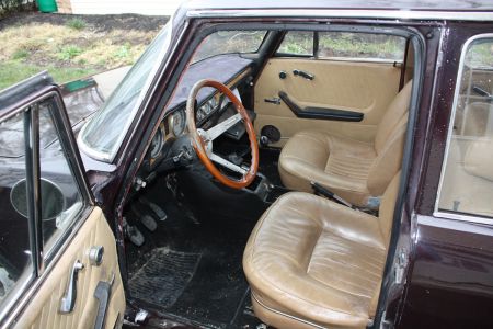 1972 Alfa Romeo Berlina interior