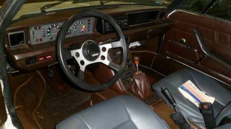 1975 Fiat X19 interior