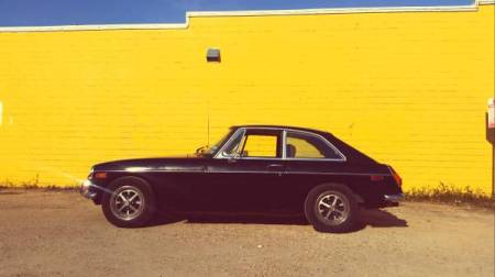 1972 MGB GT left side