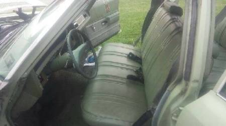 1975 Chevrolet Impala interior