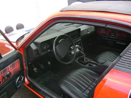 1977 Triumph TR7 coupe interior