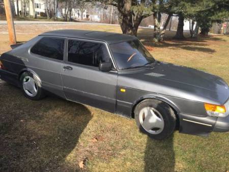 1988 Saab 900 SPG right front
