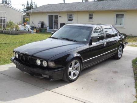 1990 BMW 735iL left front