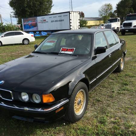 1990 BMW 750iL left front