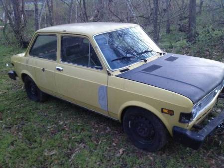 1974 Fiat 128 right front