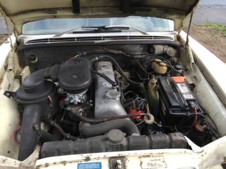 1968 Mercedes 250S engine