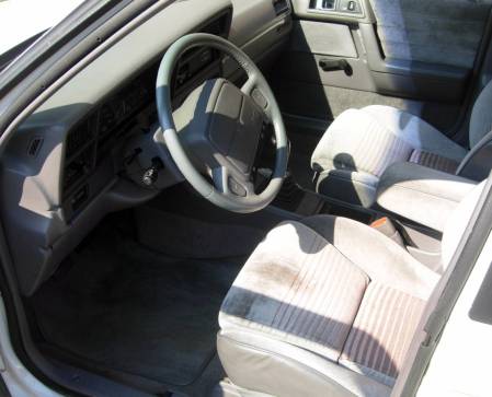 1991-dodge-spirit-rt-interior